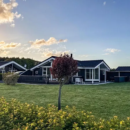 Dom wakacyjny 3 Bedroom Cozy In Rudkobing Spodsbjerg