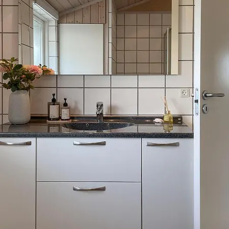 3 Bedroom Cozy In Rudkobing Dom wakacyjny Spodsbjerg
